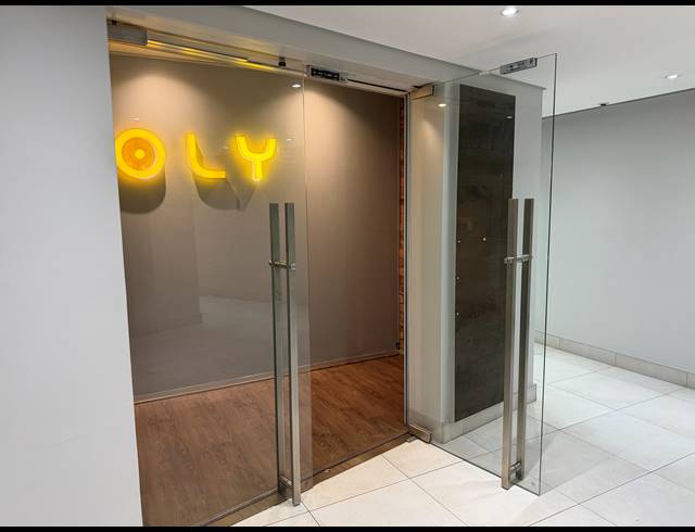 190M² BUILDING TO LET IN GREEN POINT